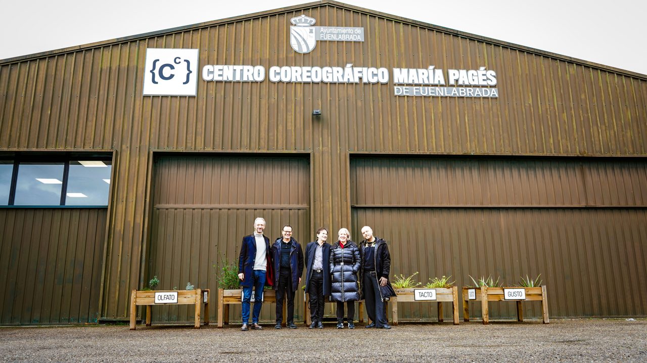 Visitan el CCMP tres representantes de la cultura de la Embajada de la República Francesa en España. Ensemble, nous créons de la beauté