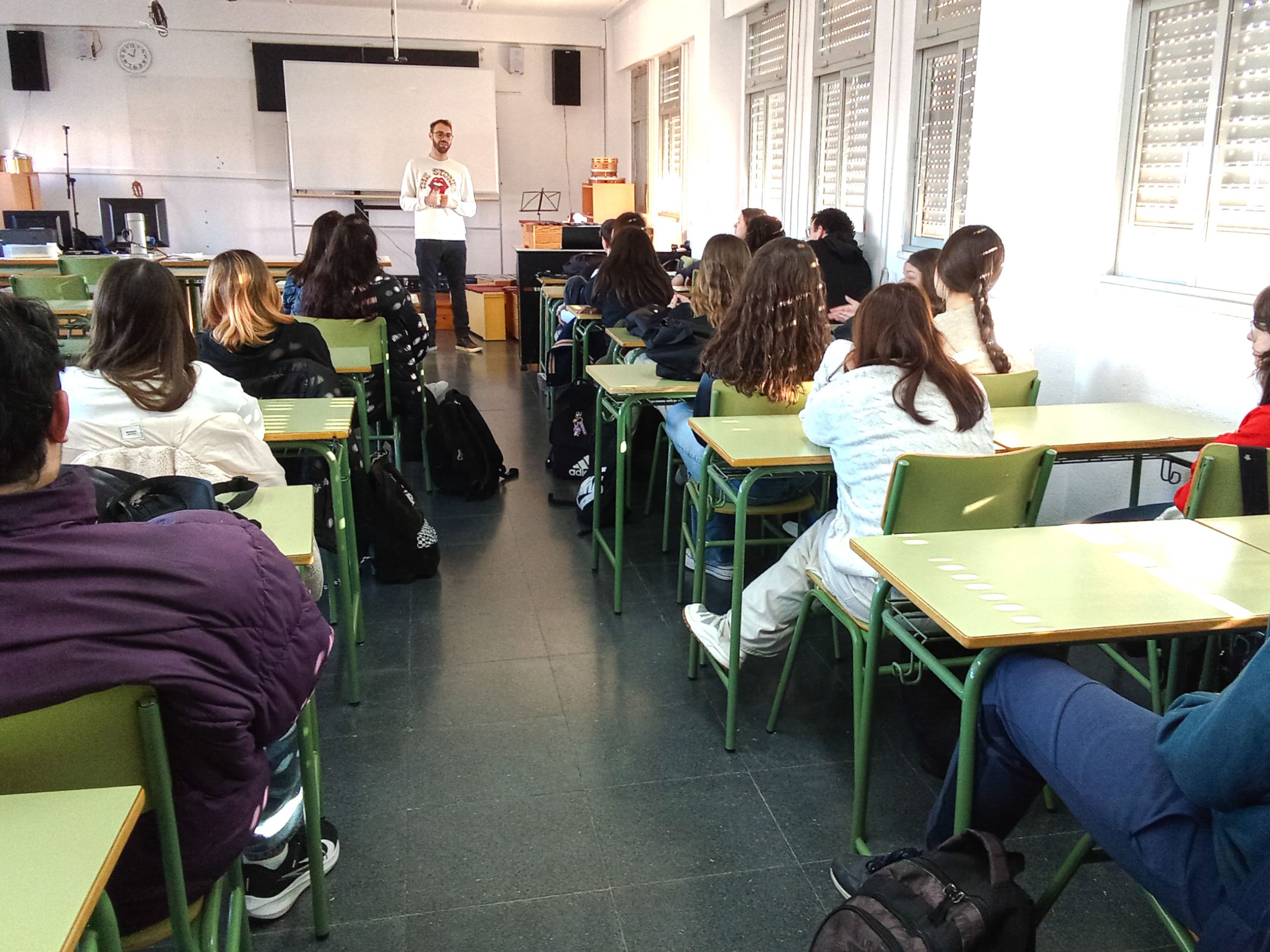 Clase magistral de regiduría y maquinaria de nuestro técnico Alejandro Pintado