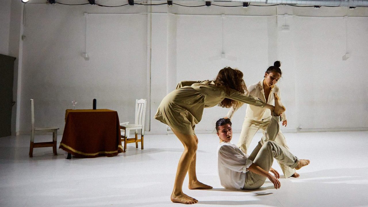 COLLECTIF TROÏKA «LA GANADORA» || RESIDENCIA INVESTIGACIÓN